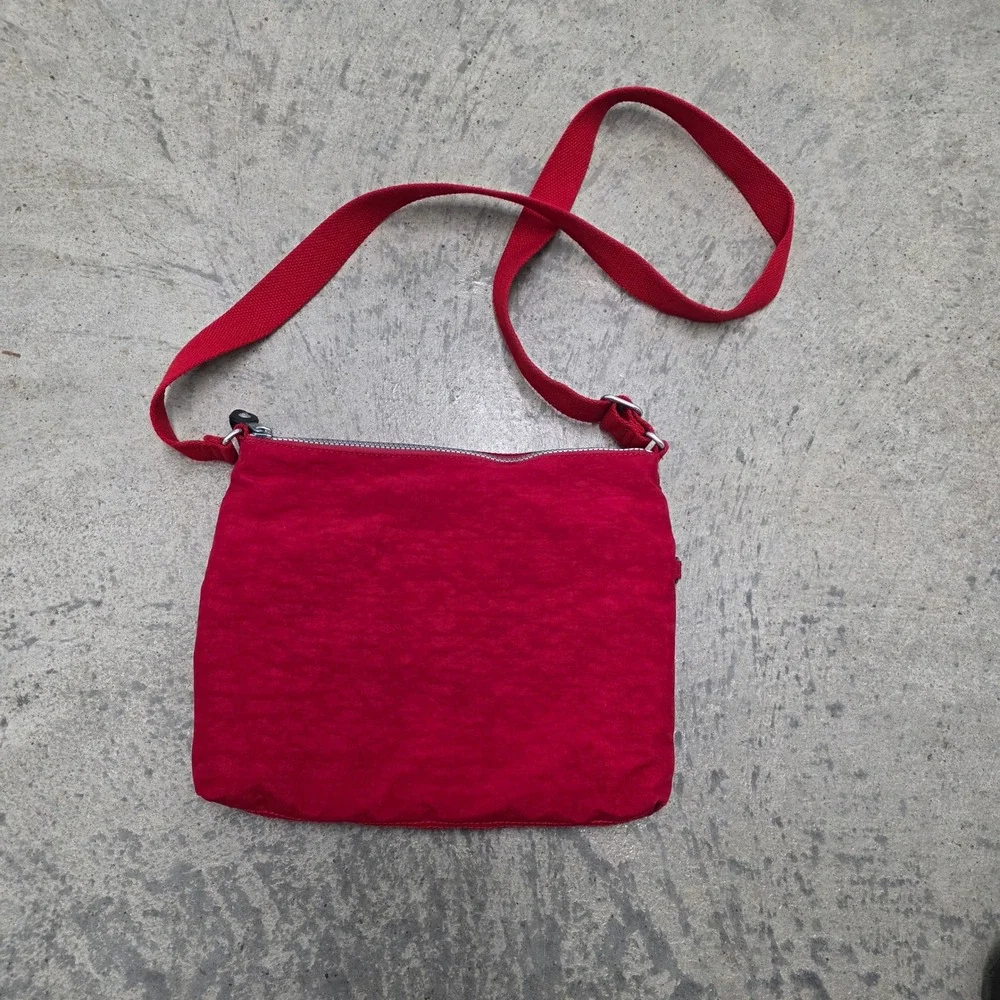 Kipling Red Crossbody Bag Lightweight Travel Purse Shoulder Bag‎